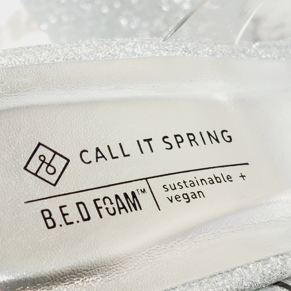 New Call It Spring Women's NEWHEIGHTS Platform Clear Casual Sandals D700 - Picture 10 of 12